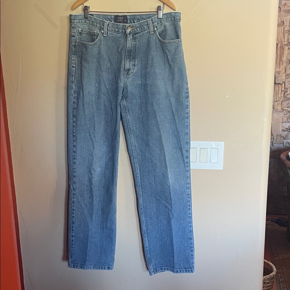 Vintage Izod 100% cotton Medium Blue Relaxed Fit Men Jeans.